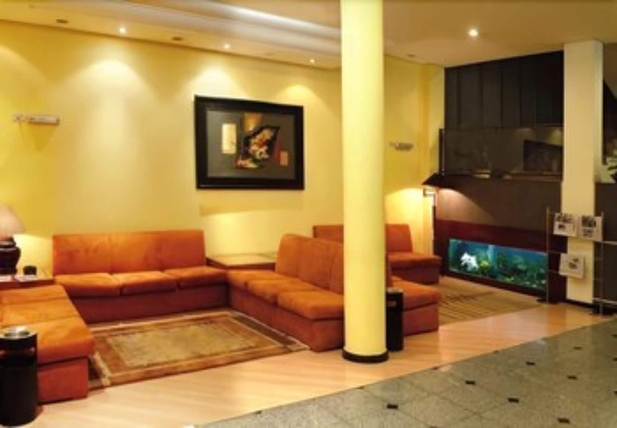 Rede Andrade Mercado Hotel Куритиба Екстериор снимка