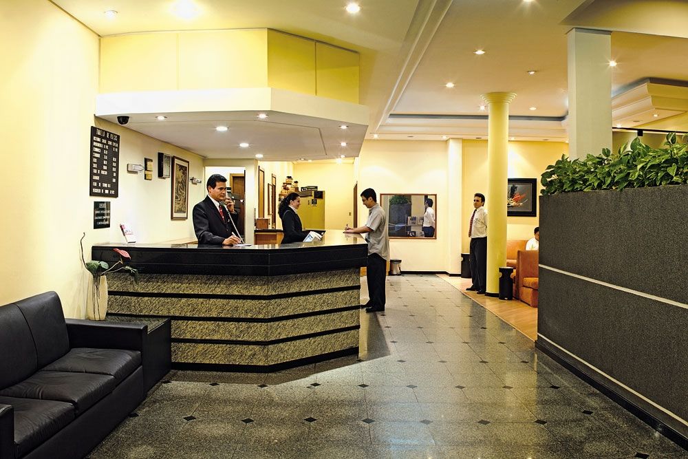 Rede Andrade Mercado Hotel Куритиба Екстериор снимка