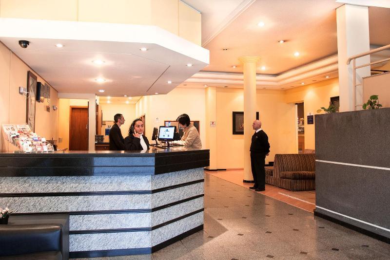 Rede Andrade Mercado Hotel Куритиба Екстериор снимка